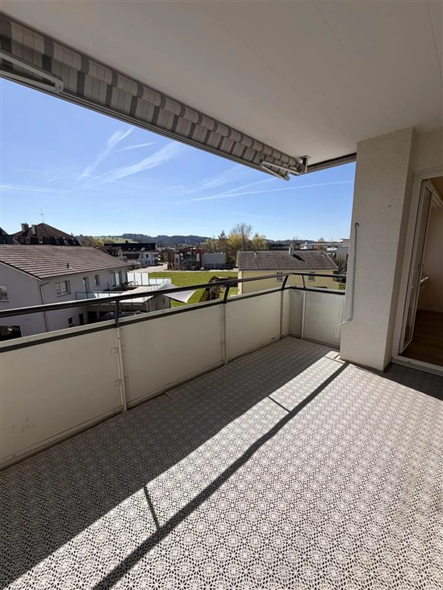 Appartement attrayant de 4.0 pièces à louer - Photo 3 sur 8