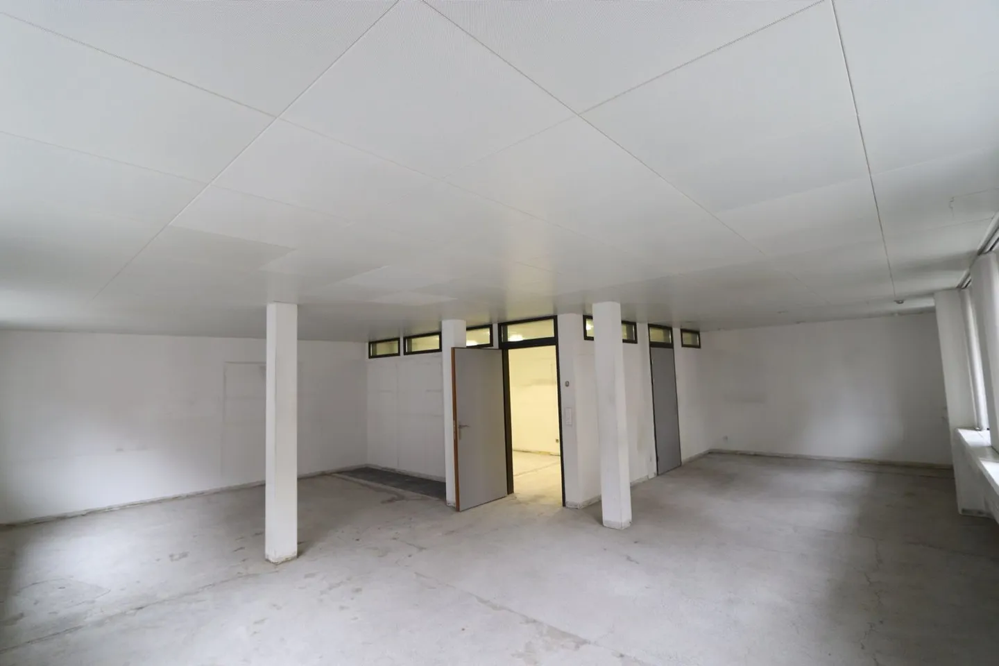 Suchen Sie eine Gewerbefläche? Dann sind Sie bei uns richtig! - Foto 2 von 6