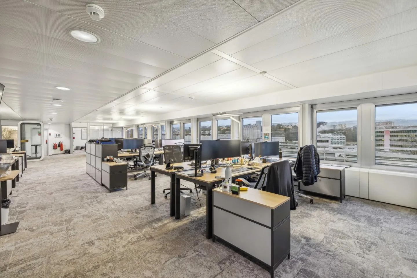 Espace de Bureau Dynamique à Carouge - Photo 3 sur 20