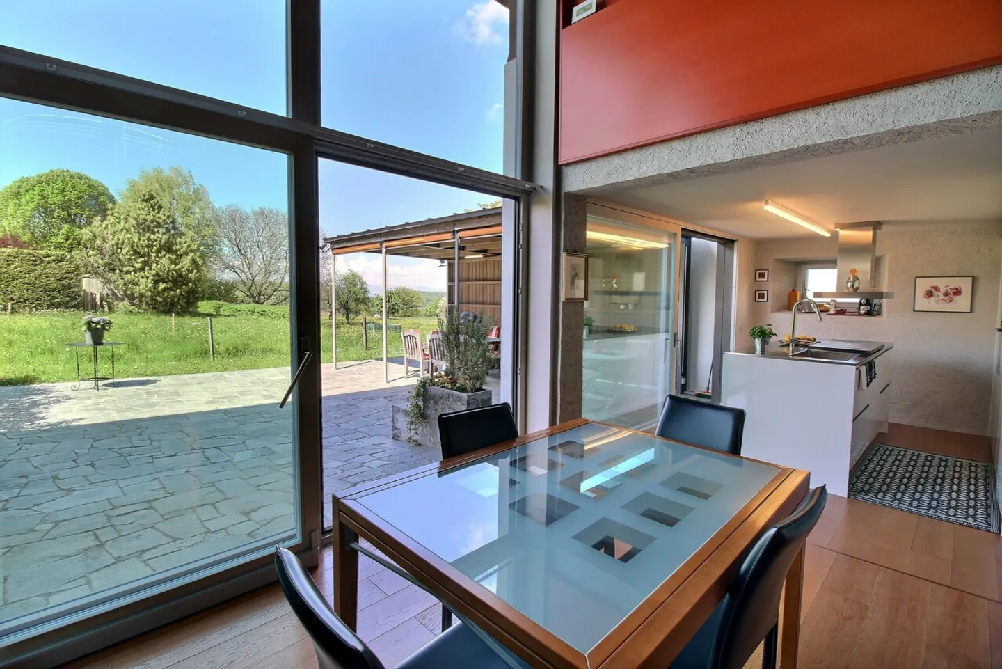 Casa singola in affitto - Foto 2 di 17