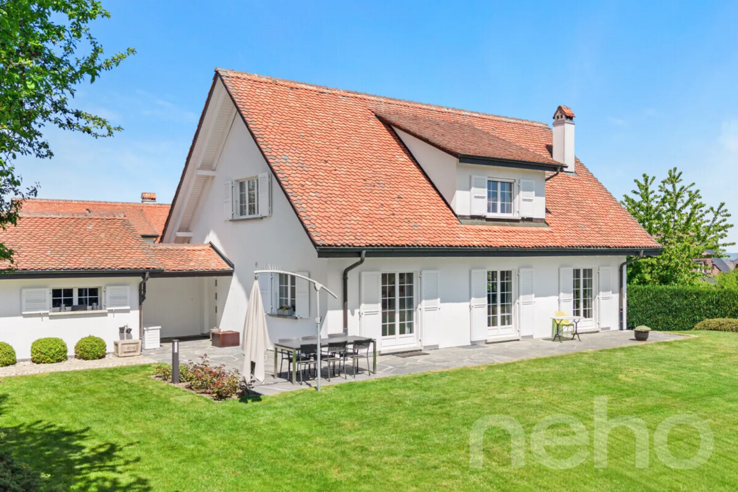 Family Home in Peaceful Area - Photo 9 of 12