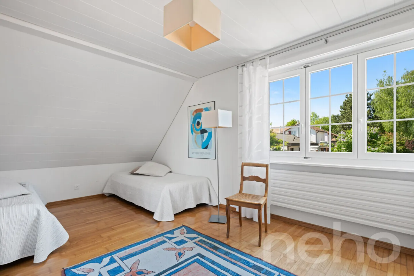 Family Home in Peaceful Area - Photo 7 of 12