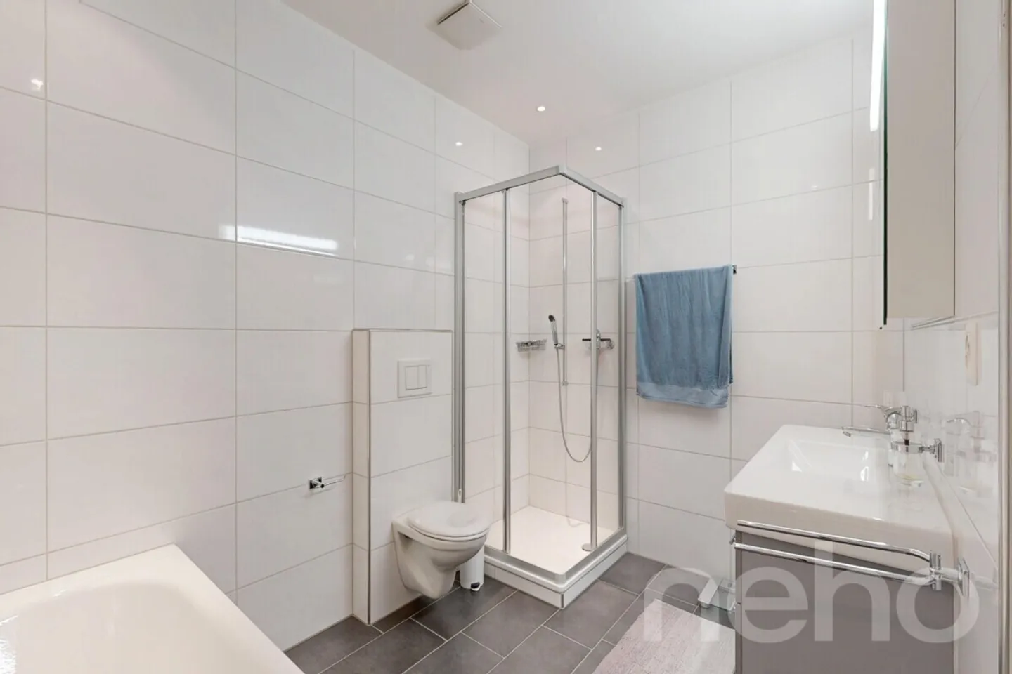 Moderno appartamento con terrazza di 4,5 stanze con vista mozzafiato - Foto 8 di 12