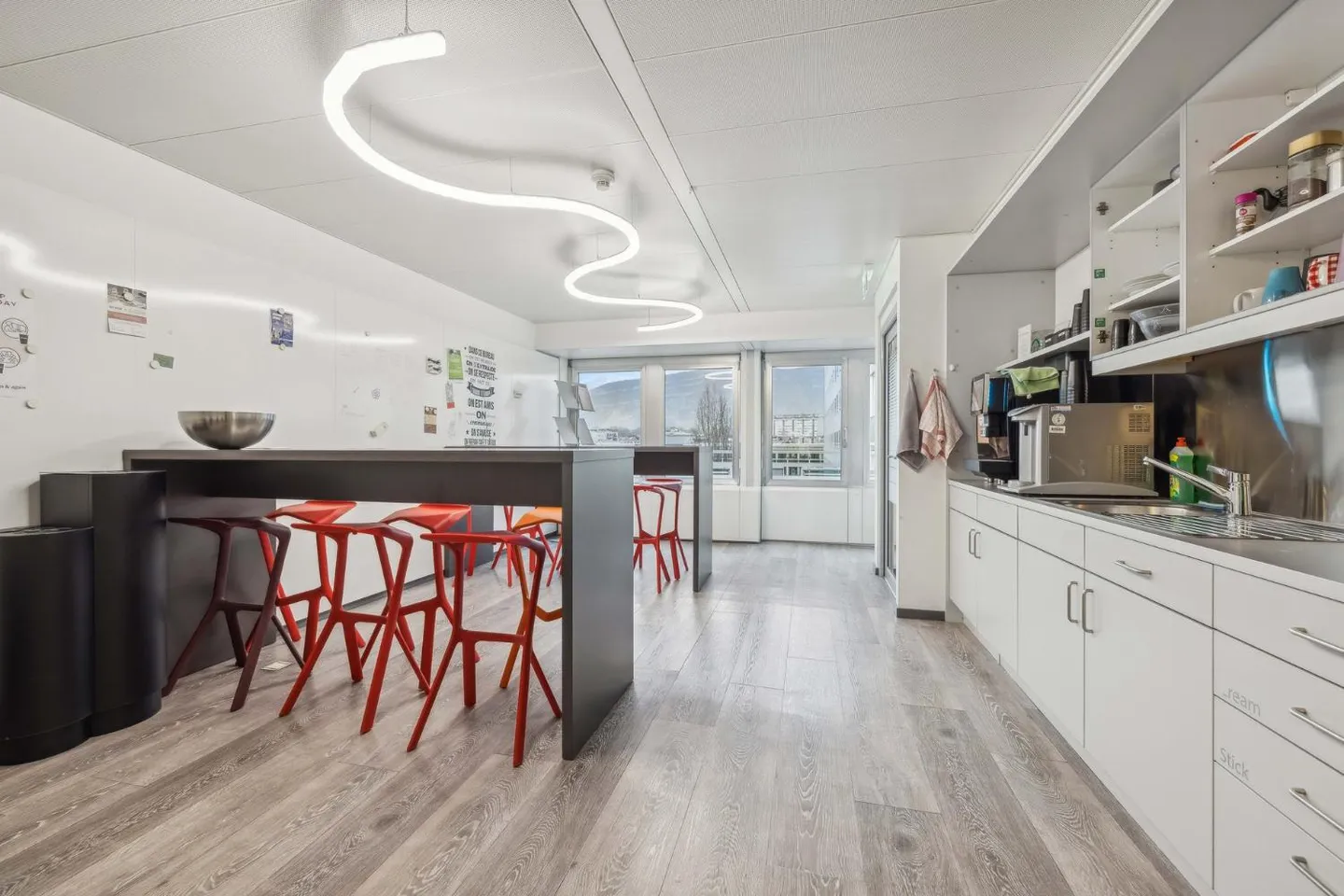 Espace de Bureau Dynamique à Carouge - Photo 17 sur 20