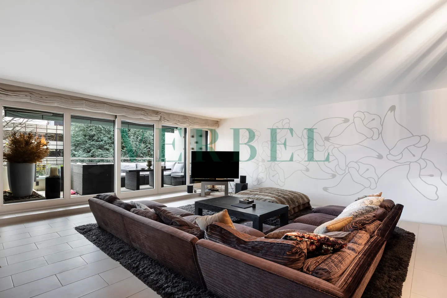 Exceptional duplex with private garden - Photo 5 of 8