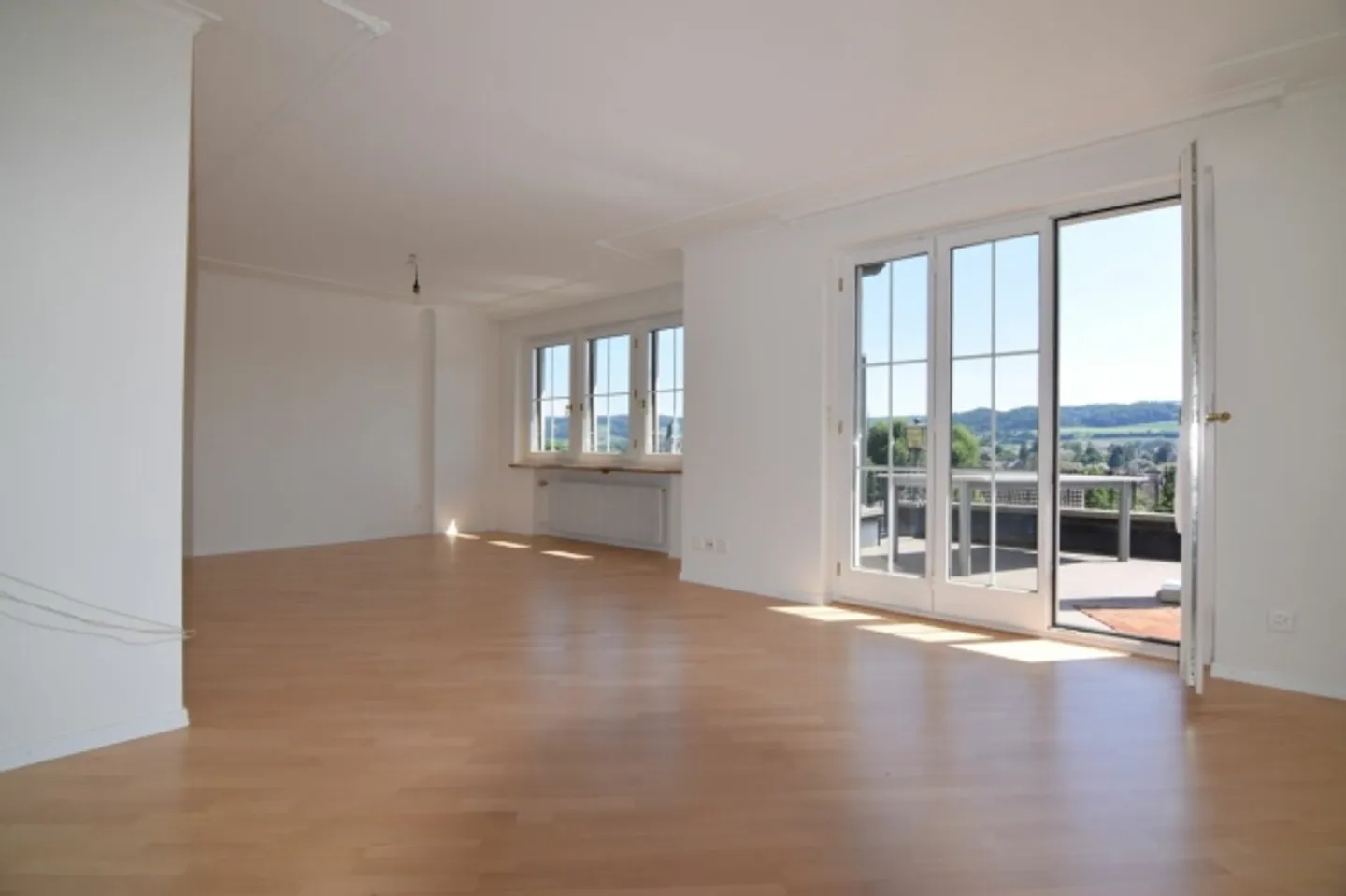 Your dream of a single-family home comes true! - Photo 2 of 8