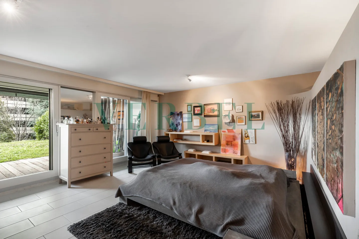 Exceptional duplex with private garden - Photo 7 of 8