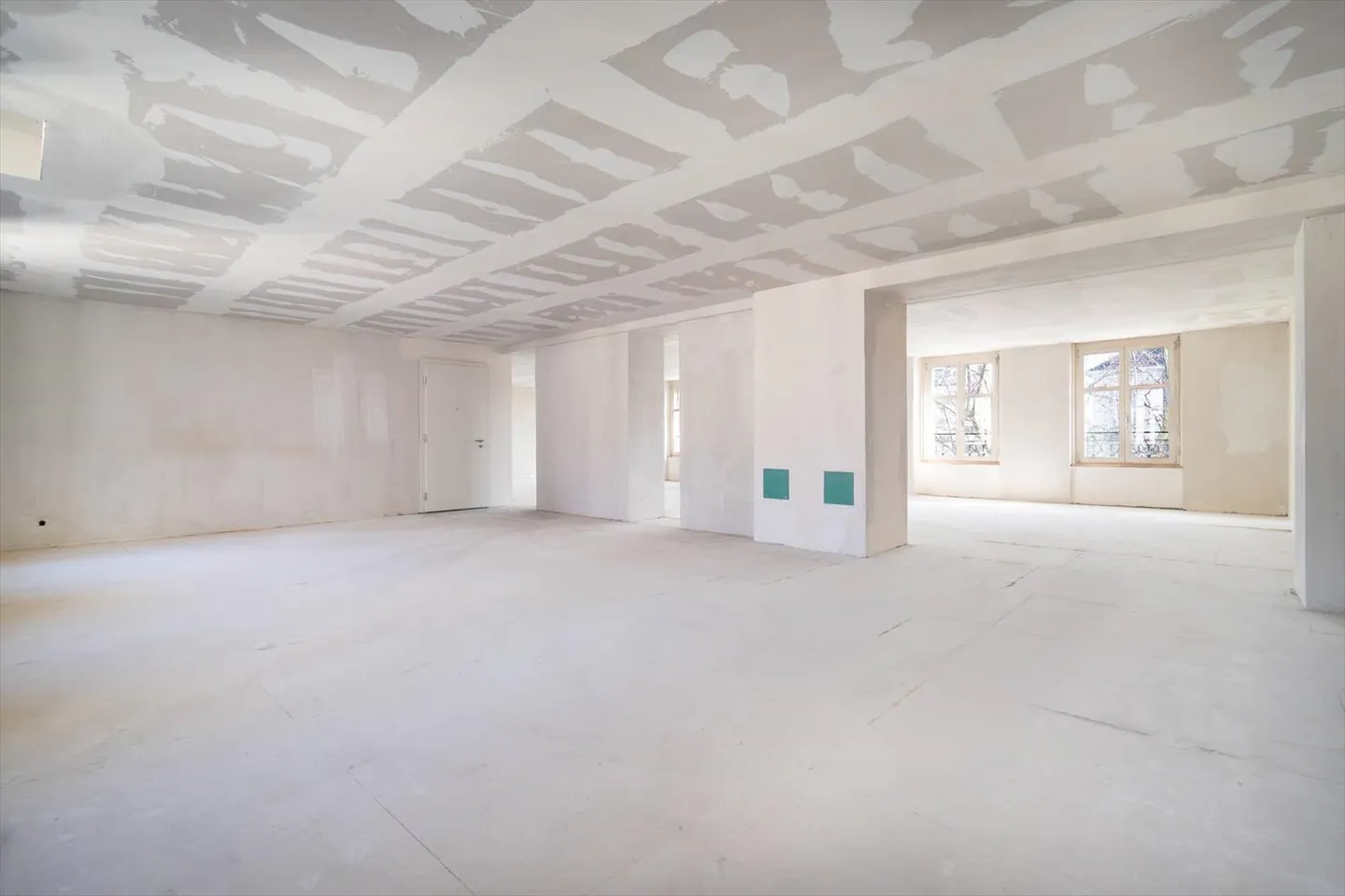 Superficie di uffici di 138 m2 in mansarda in un edificio di carattere - Foto 7 di 7