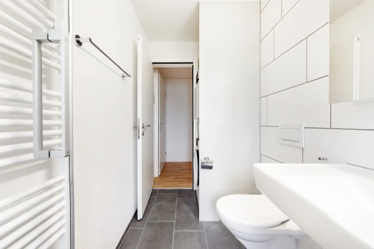 Apartment for rent - Photo 6 of 8