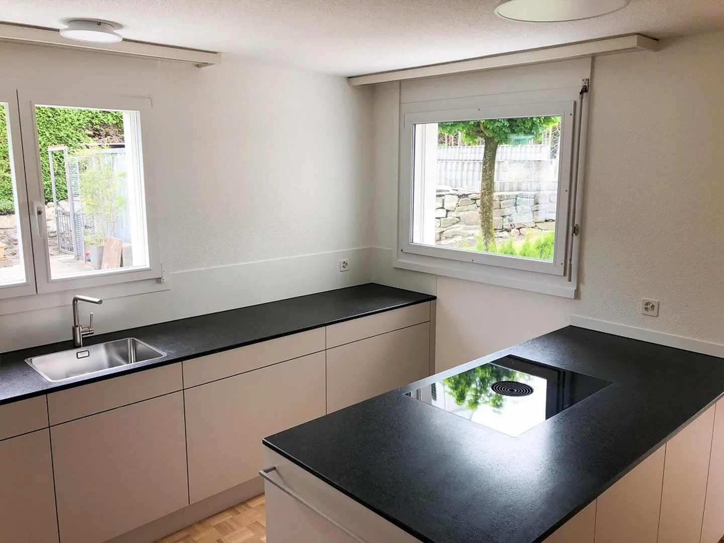 Appartamento 4.5 stanze con area giardino - Foto 4 di 18