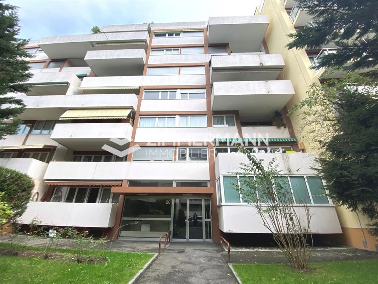 Individual Garage - Photo 1 of 1