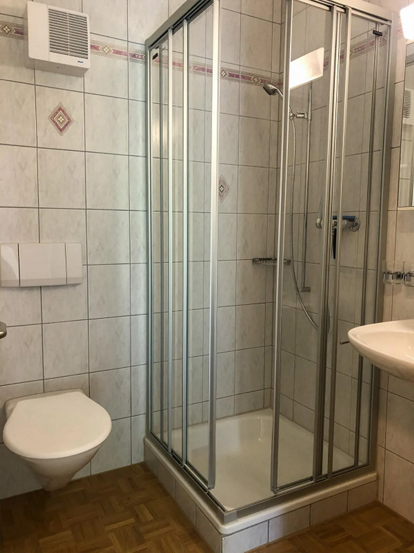 Appartamento 4.5 stanze con area giardino - Foto 14 di 18