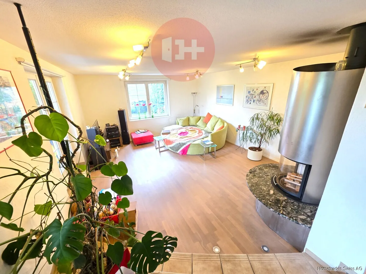 SONNIGES EINFAMILIENHAUS FÜR DIE FAMILIE! - Foto 1 von 6