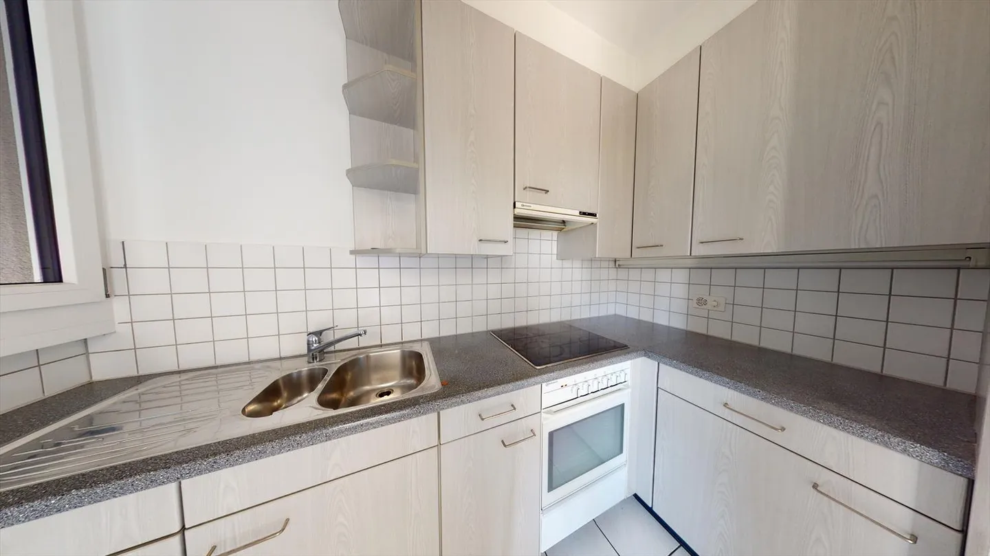 2,5-Zimmer-Wohnung in ruhigem Gebäude in Agno - Foto 3 von 5