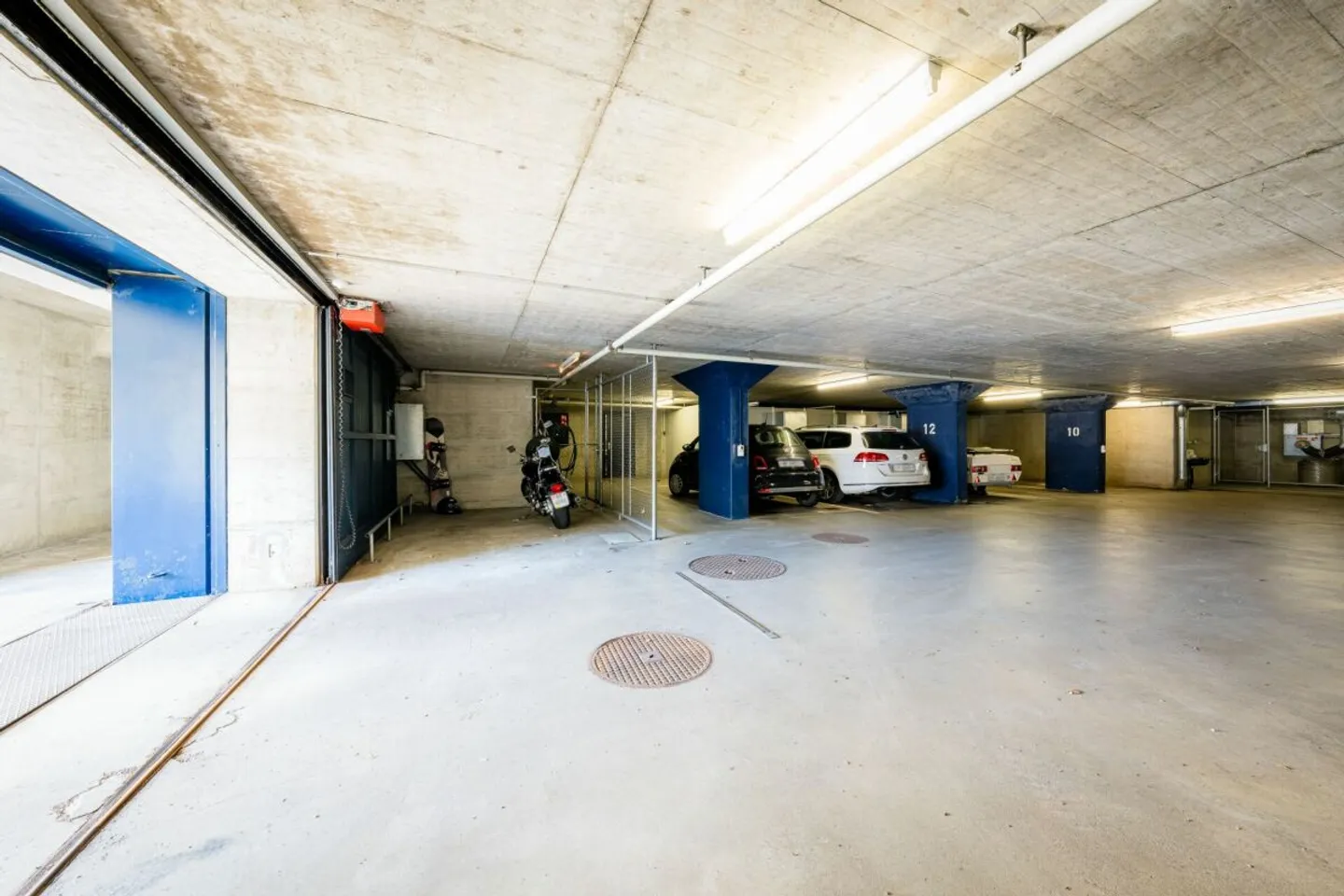 Motorrad Parkplatz - Foto 1 von 1