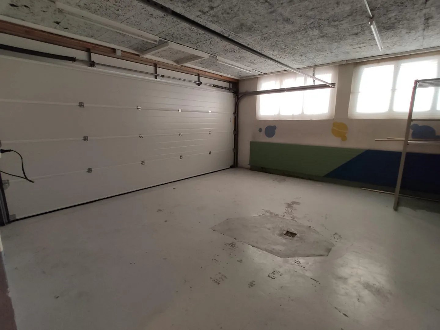 Garage mit Hobbyraum zu Vermieten - Foto 7 von 7