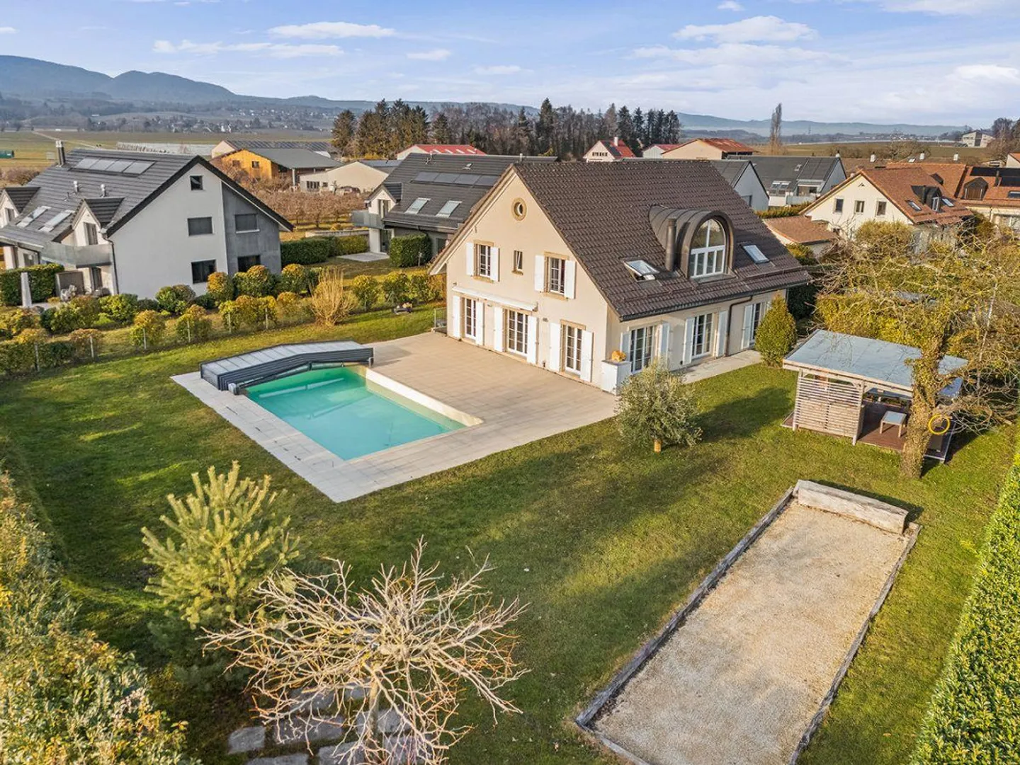 Beautiful house with swimming pool in a privileged setting in Denens! - Photo 1 of 13