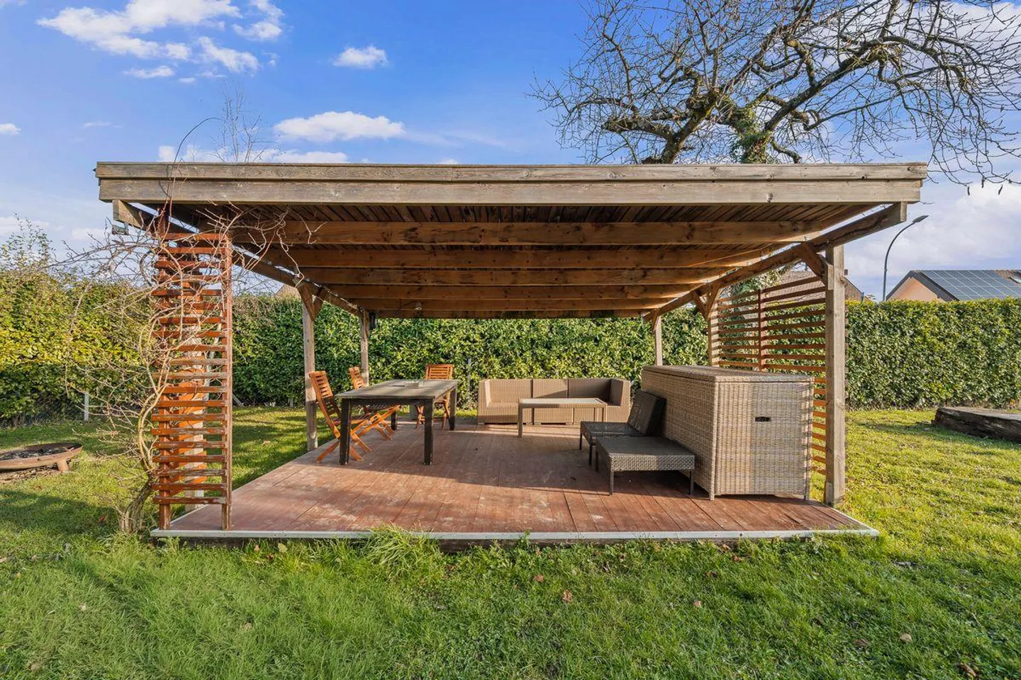 Beautiful house with swimming pool in a privileged setting in Denens! - Photo 5 of 13