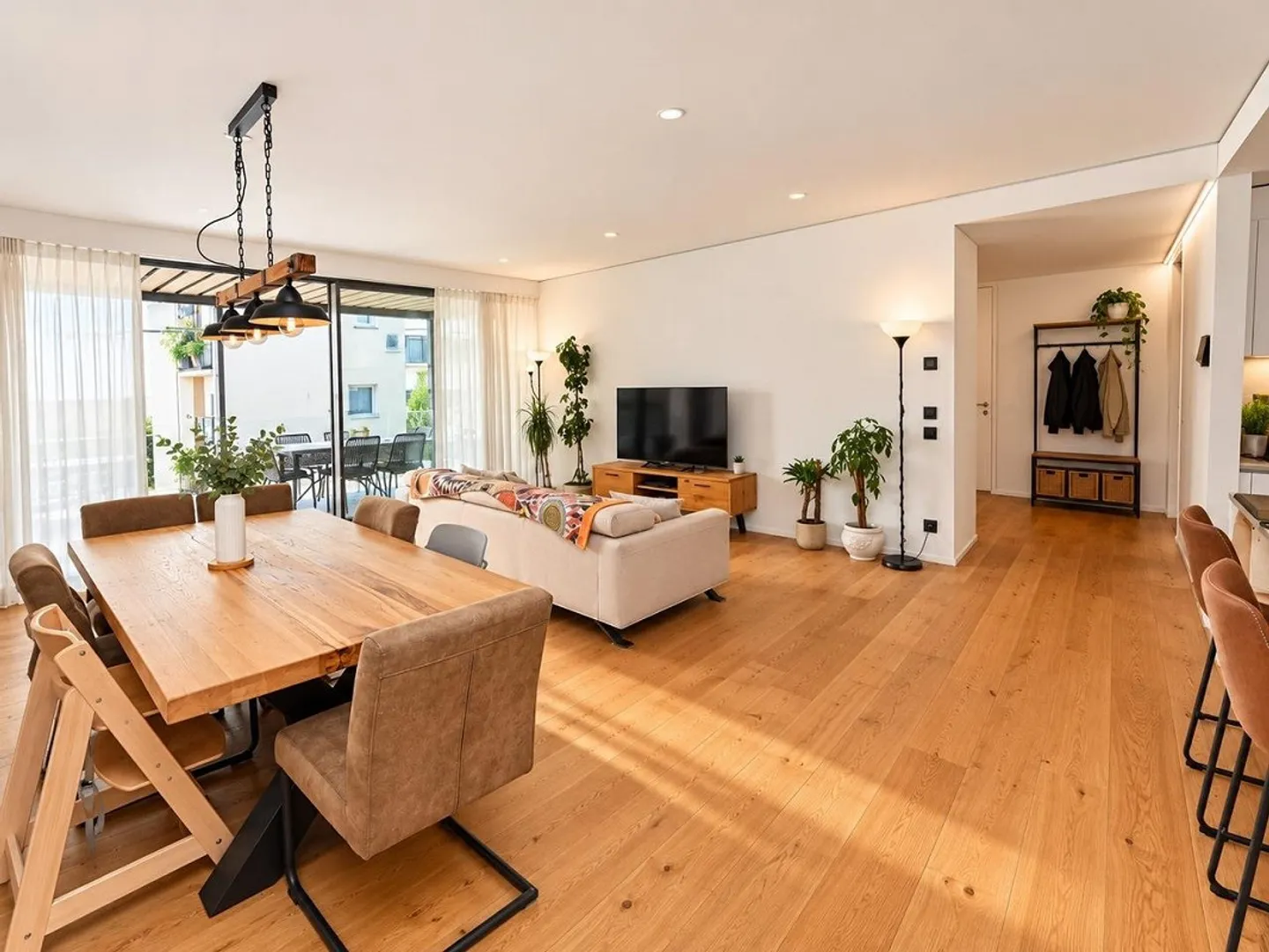 Appartement moderne avec 2 terrasses - 100 m du lac de Lugano - Photo 4 sur 22