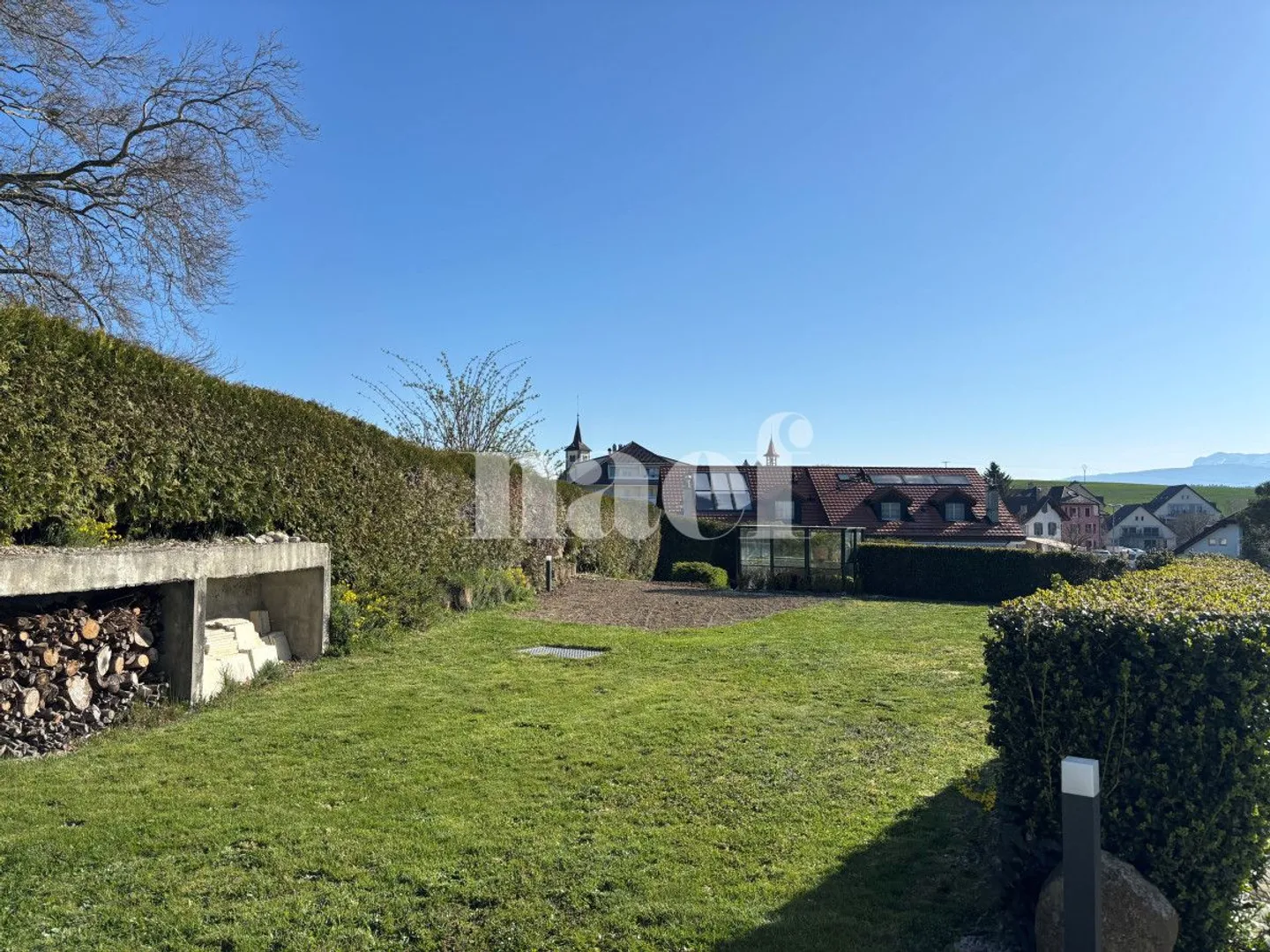 Appartamento con 7,5 stanze e giardino - Foto 5 di 6