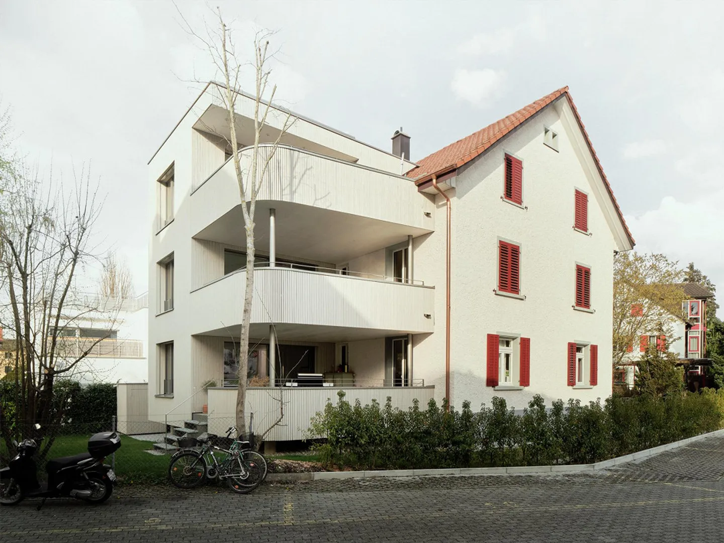 Live like in a single-family home - Photo 2 of 6