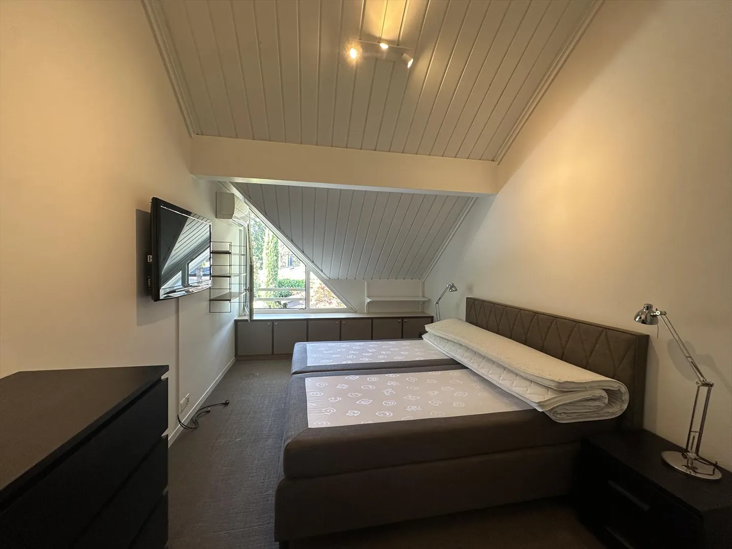 Semi-Detached House 5.5 Rooms - Photo 4 of 10