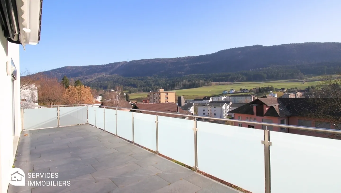 Villa moderna dell'architetto con vista libera sulla valle - Foto 7 di 30