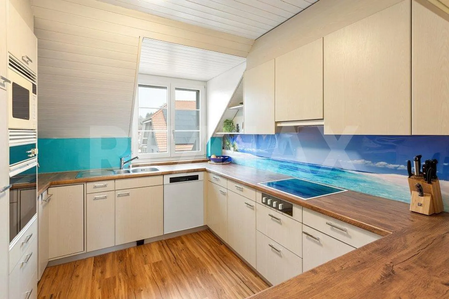 Appartement en duplex spacieux de 5,5 pièces avec loggia - Photo 6 sur 13