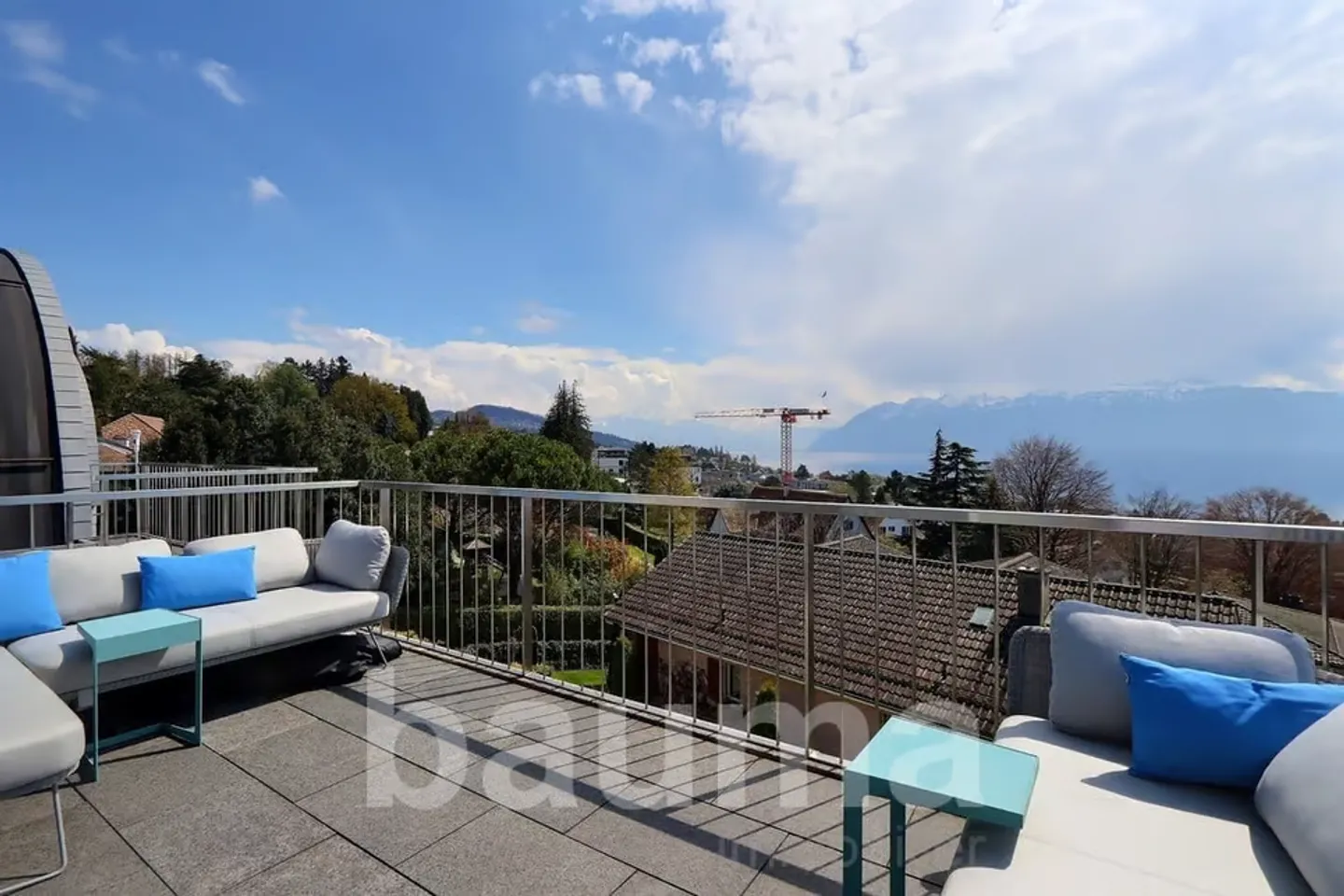 Appartement en combles avec 4 chambres à coucher et vue panoramique - Photo 4 of 13