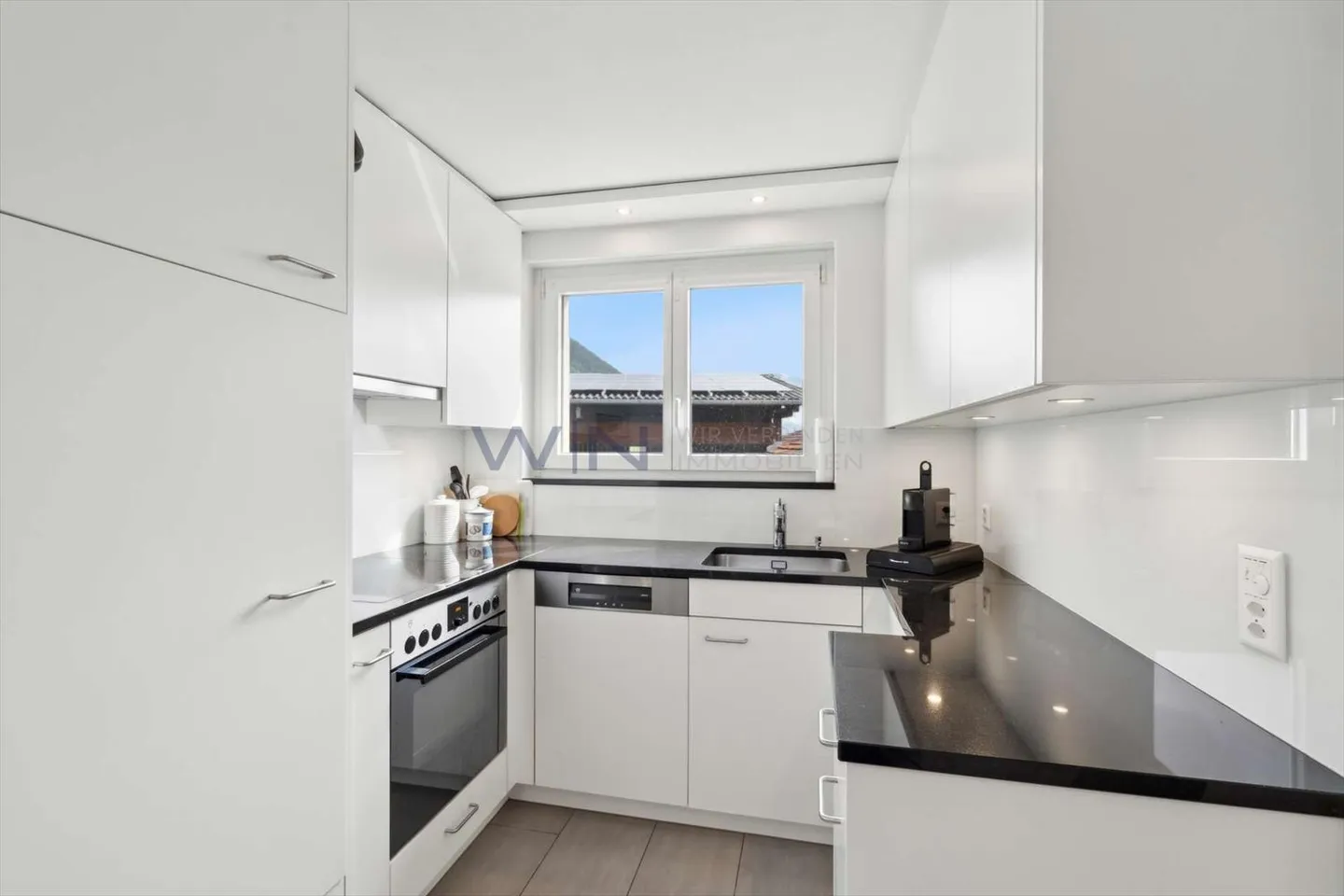 Edificio residenziale in affitto - Foto 7 di 9