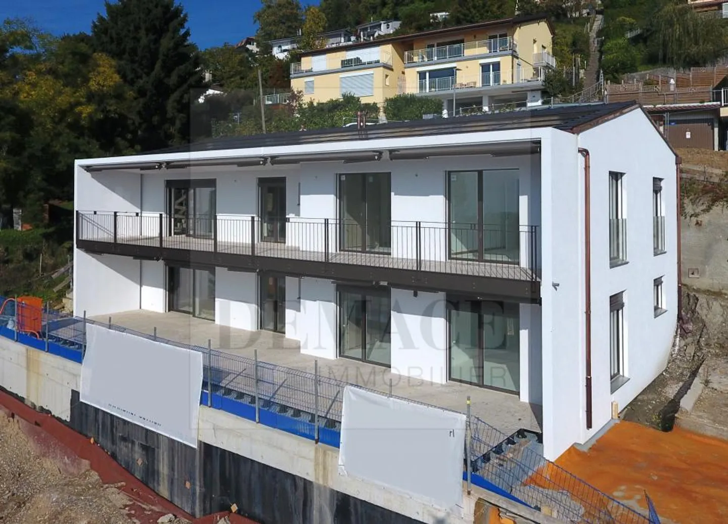 Beautiful Lake View - with Terrace and Garden - Photo 1 of 8