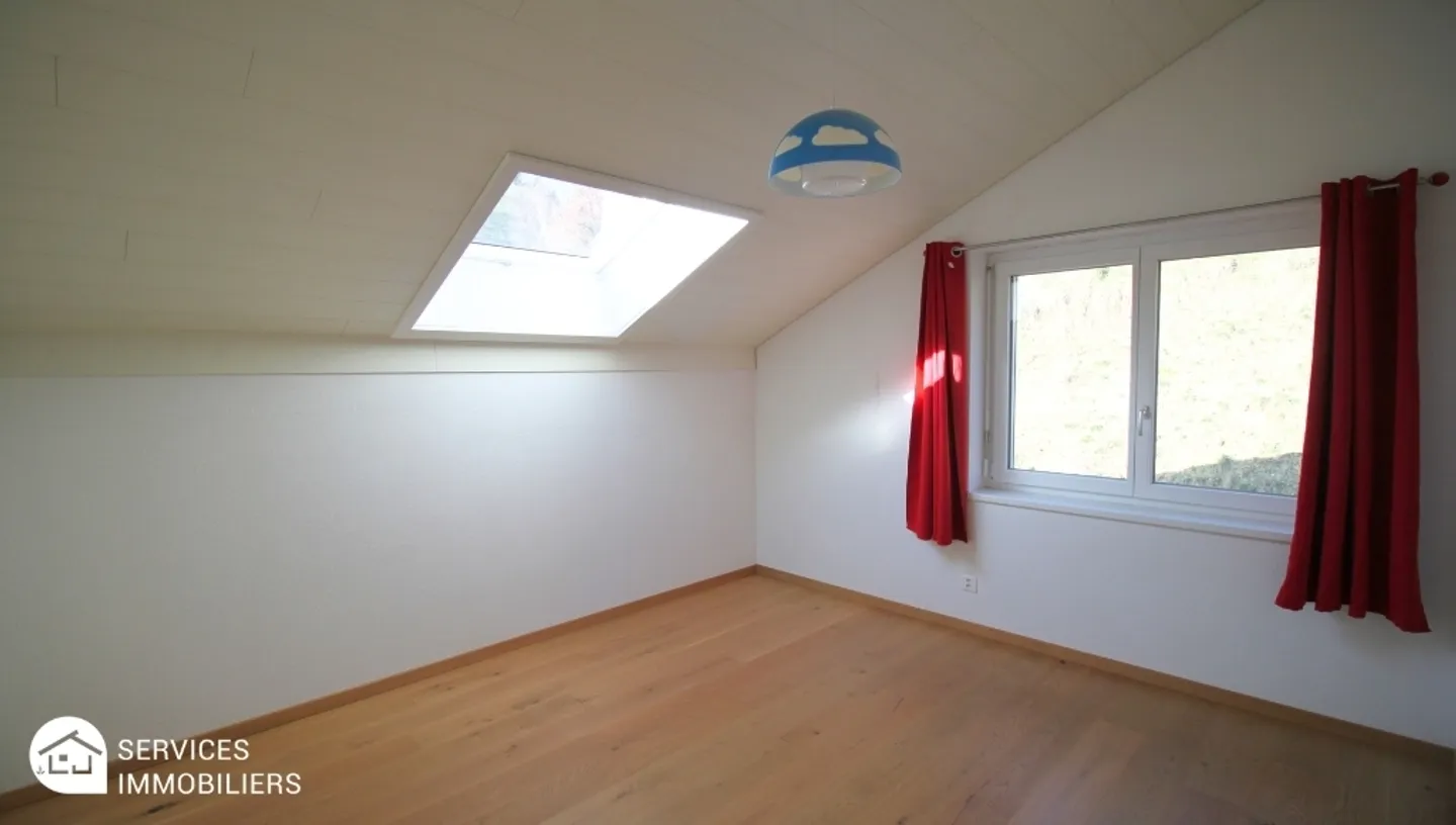 Villa moderna dell'architetto con vista libera sulla valle - Foto 17 di 30