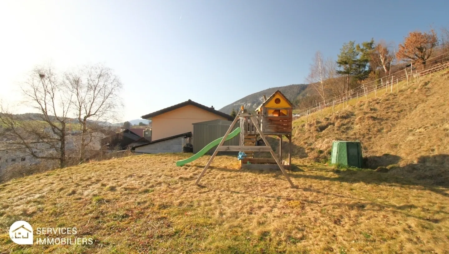 Villa moderna dell'architetto con vista libera sulla valle - Foto 29 di 30