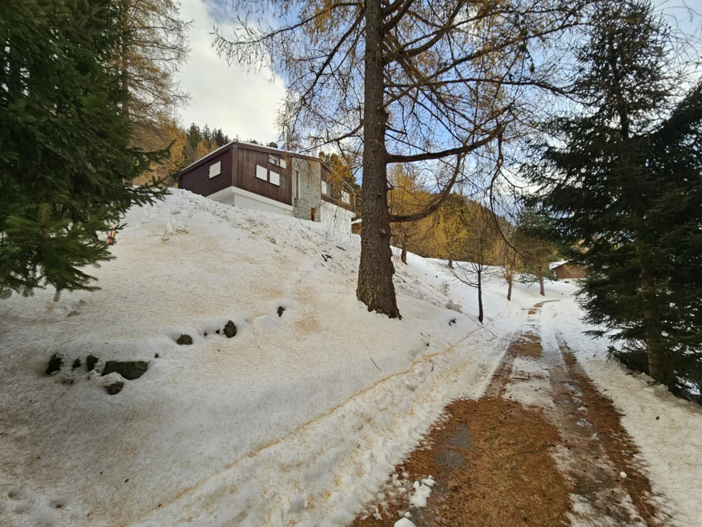 Tzoumaz - In vendita un chalet duplex di 5,5 locali nel cuore della natura - Foto 2 di 15