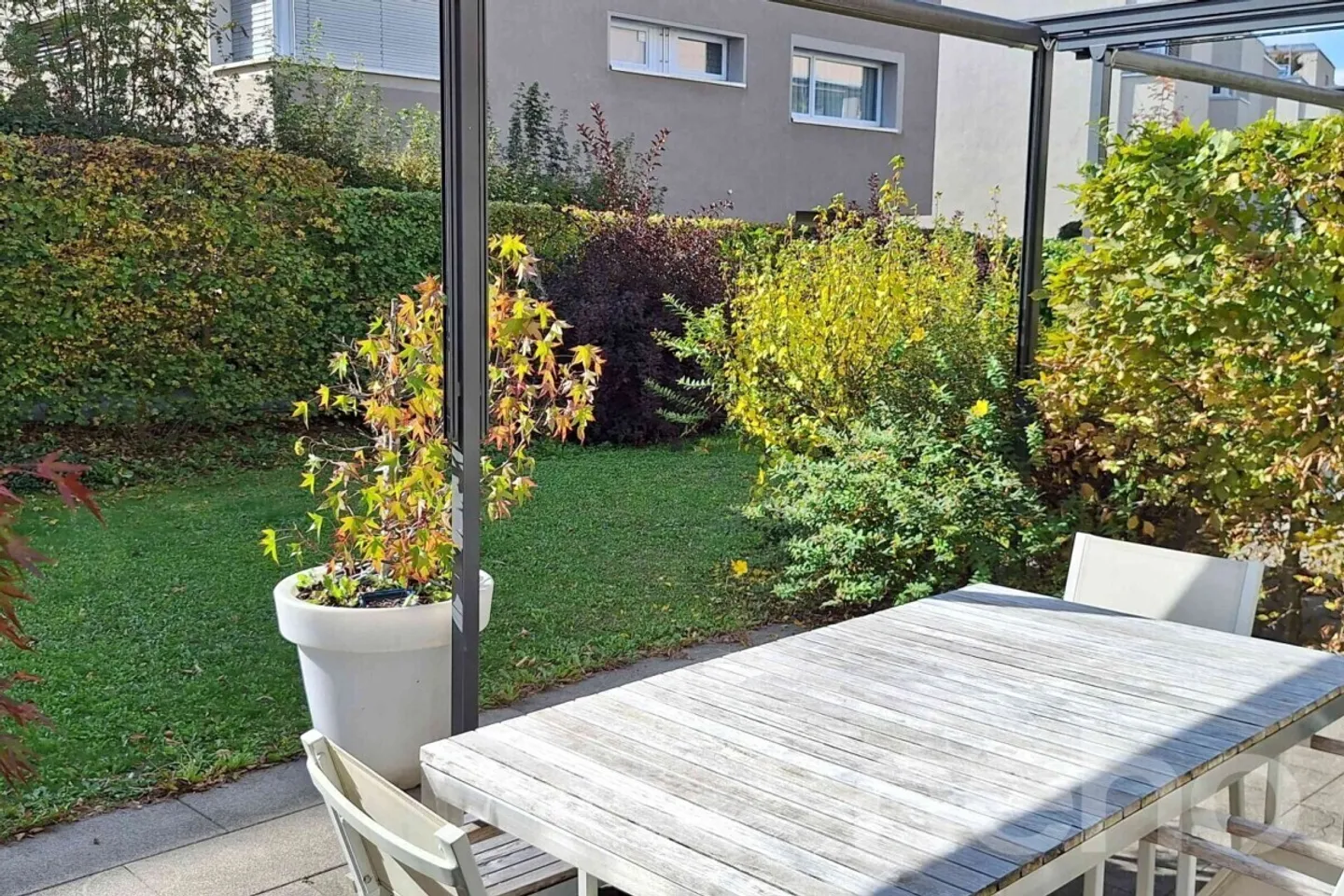 Charmantes Doppelhaus mit Garten - Foto 12 von 13