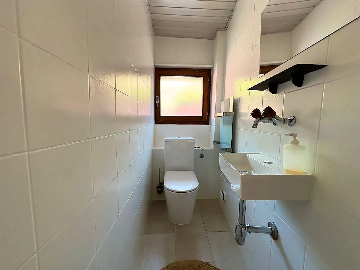 Between Lake and Vineyards - Charming Village House with Expansion Potential! - Photo 6 of 18