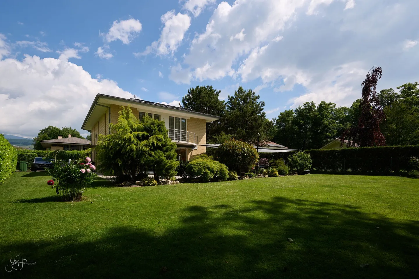 Villa spaziosa in una posizione esposta - Foto 2 di 14