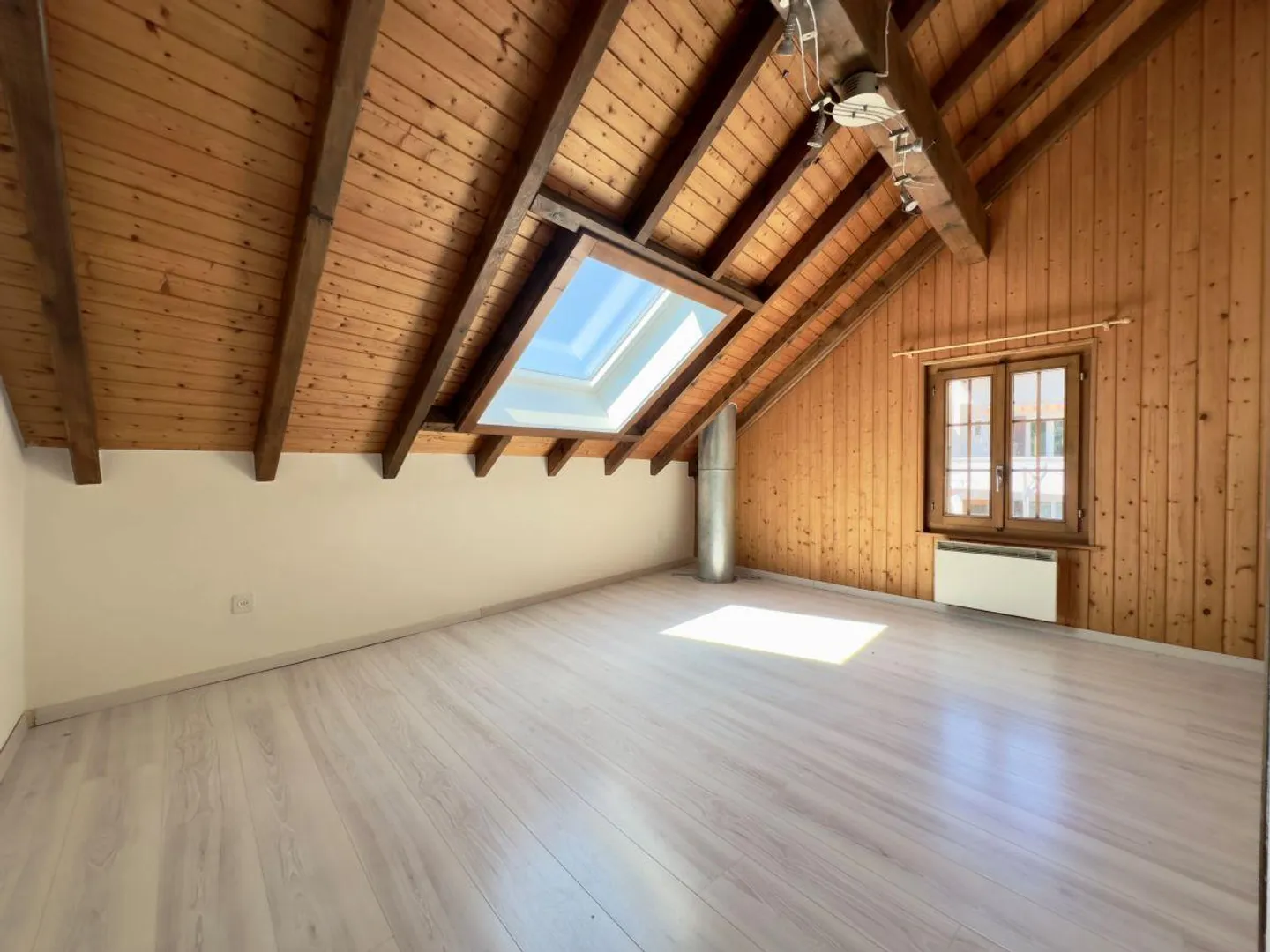 Between Lake and Vineyards - Charming Village House with Expansion Potential! - Photo 10 of 18