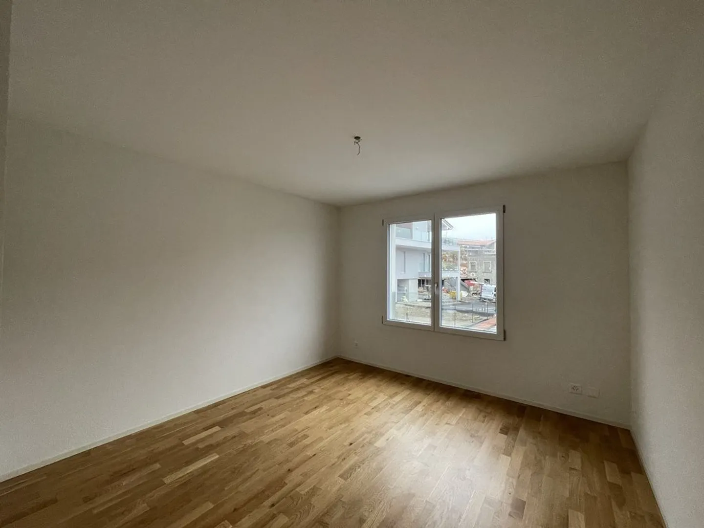 Modernes 4.5-Zimmer-Apartment - Foto 4 von 8