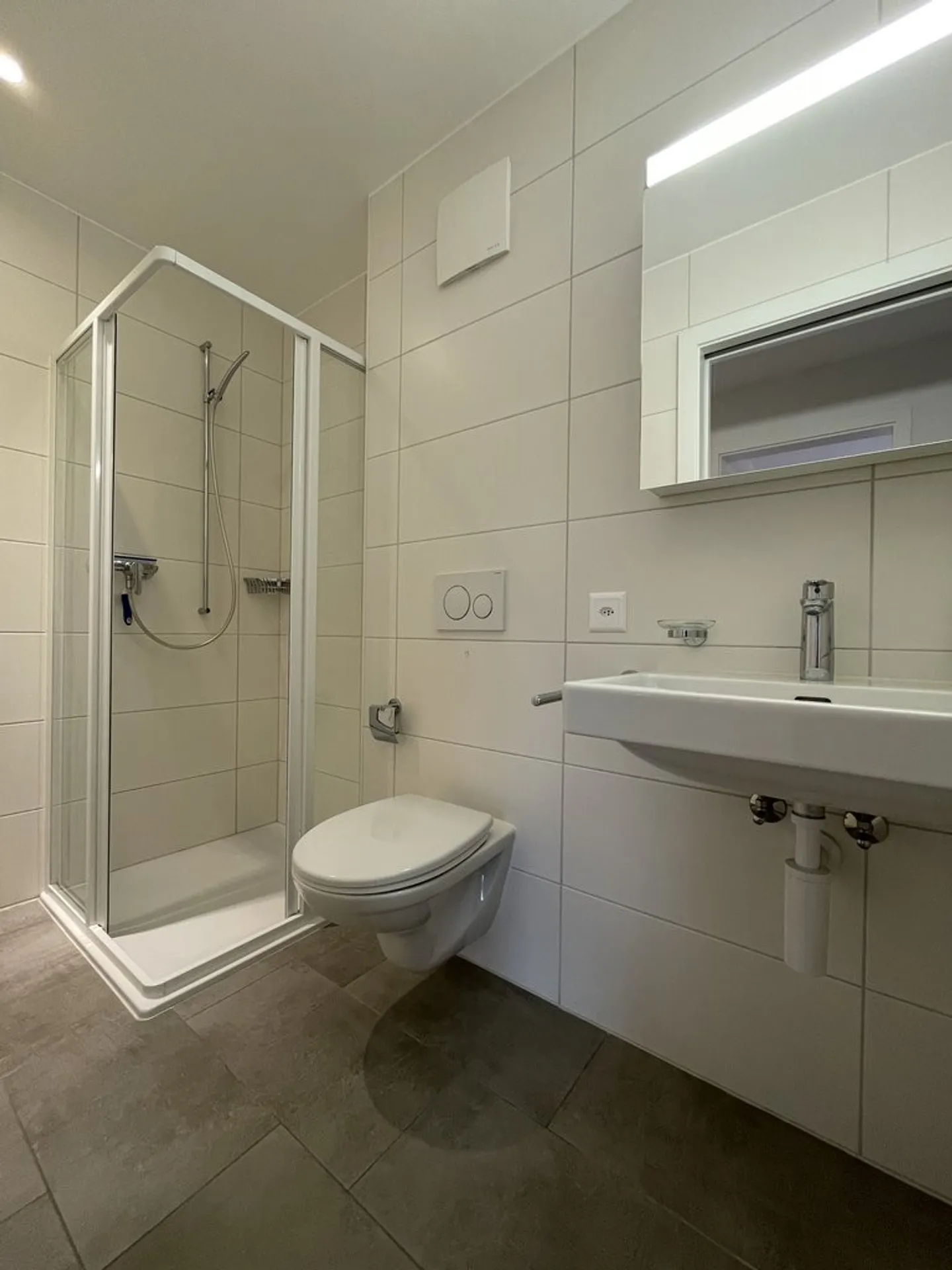 Modernes 4.5-Zimmer-Apartment - Foto 7 von 8
