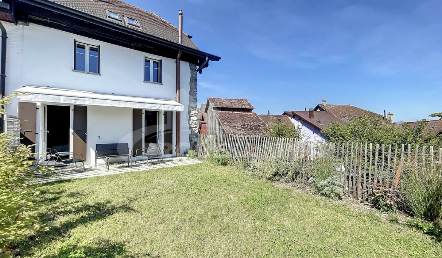 Appartamento Duplex Incantevole - Foto 10 di 14