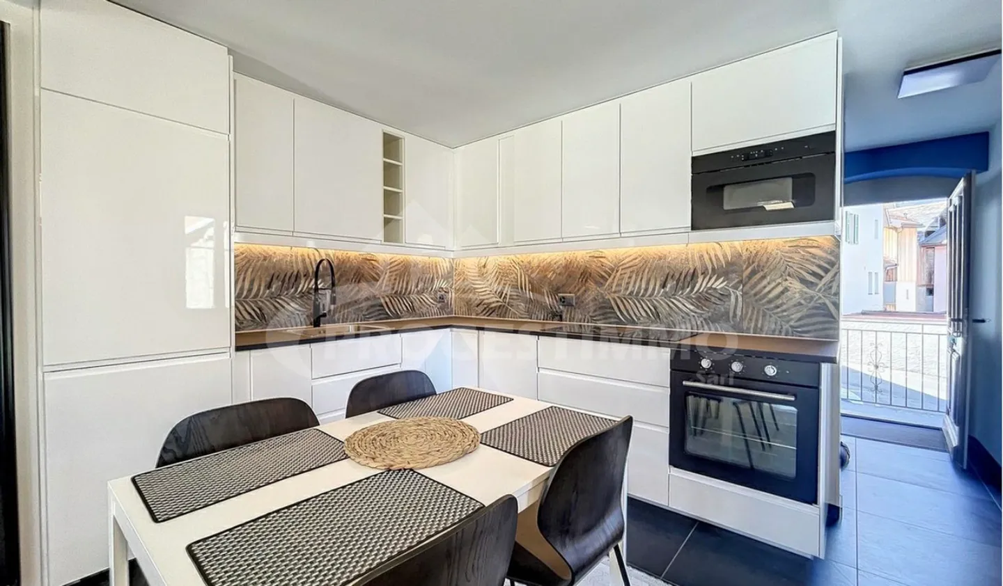 Appartamento Duplex Incantevole - Foto 5 di 14