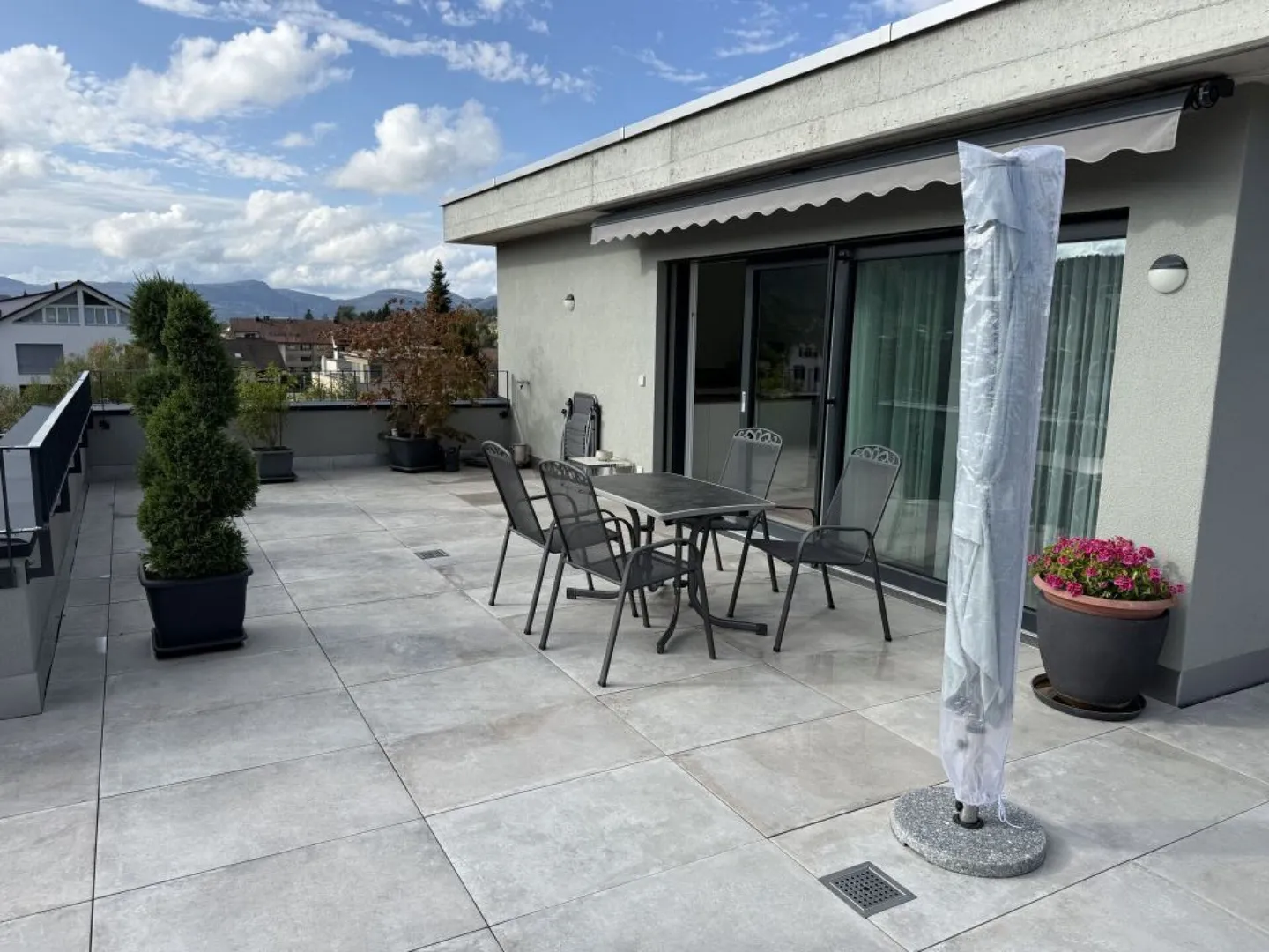 Vivre avec vue - Penthouse de 3,5 pièces à Gränichen - Photo 8 sur 9