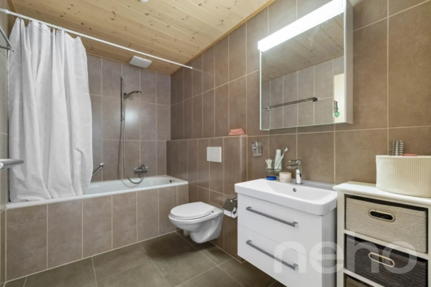 House with character and separate living space in Chavannes-le-Chêne - Photo 7 of 13