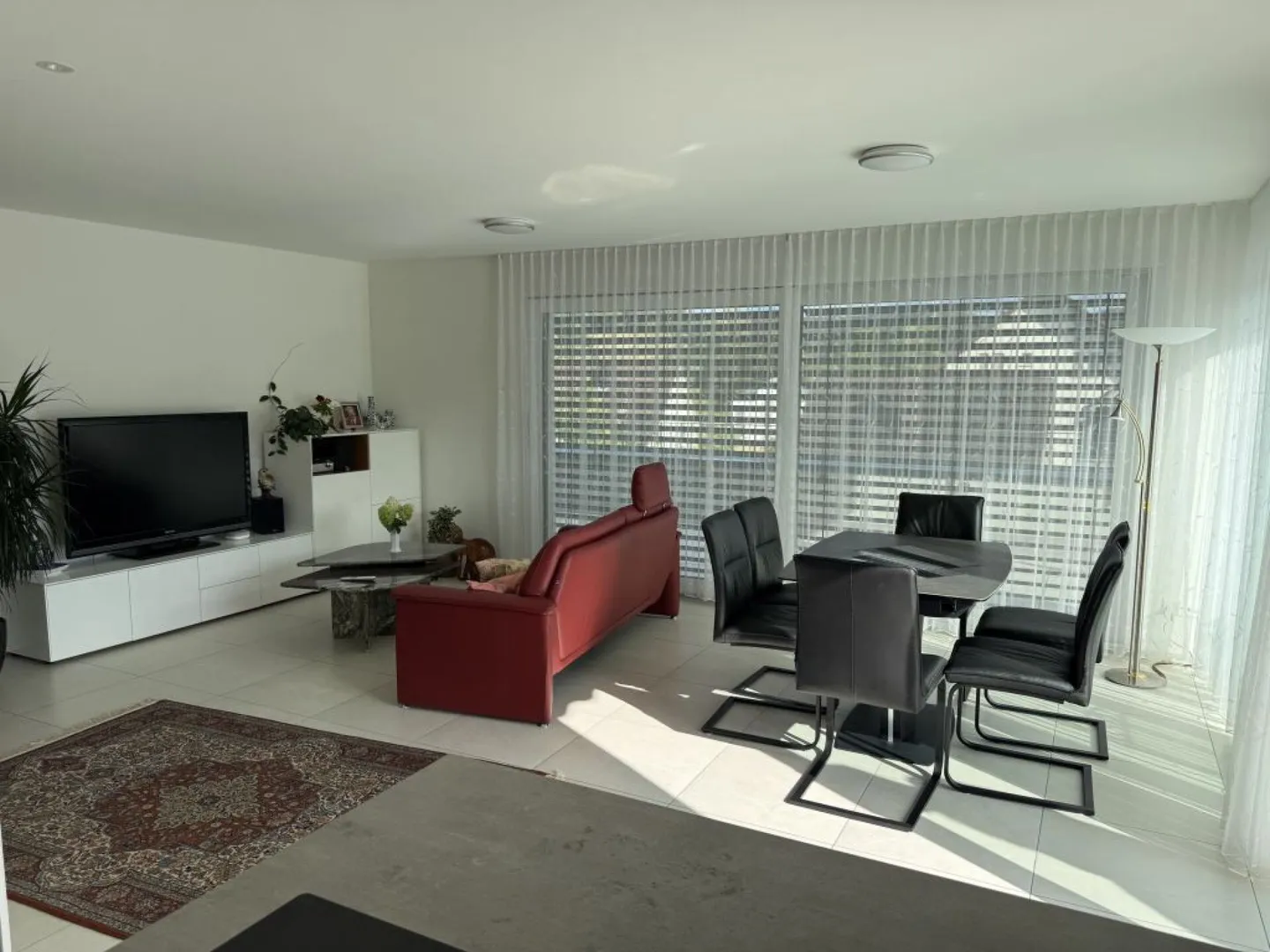 Vivre avec vue - Penthouse de 3,5 pièces à Gränichen - Photo 6 sur 9