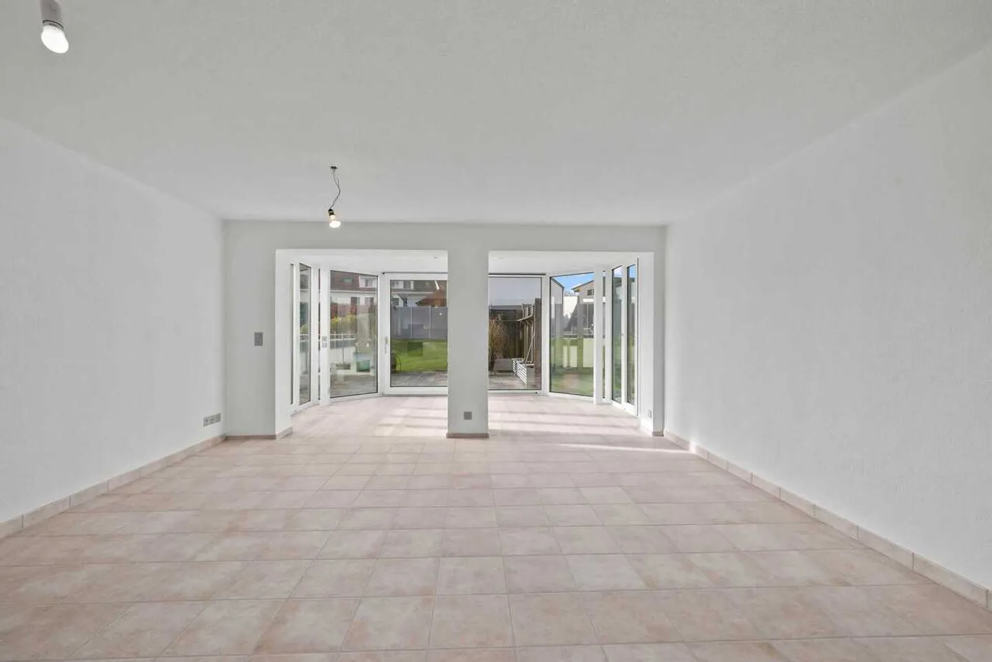 Appartement de jardin 3.5 pièces avec véranda à Lostorf à vendre - Photo 3 sur 13