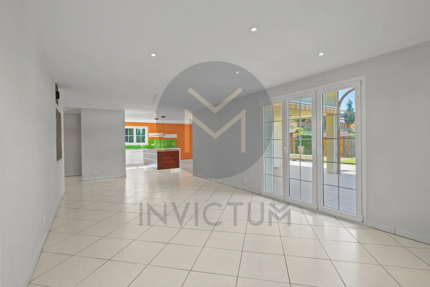 Beautiful 8-room property with independent studio in Mouret - Photo 7 of 13