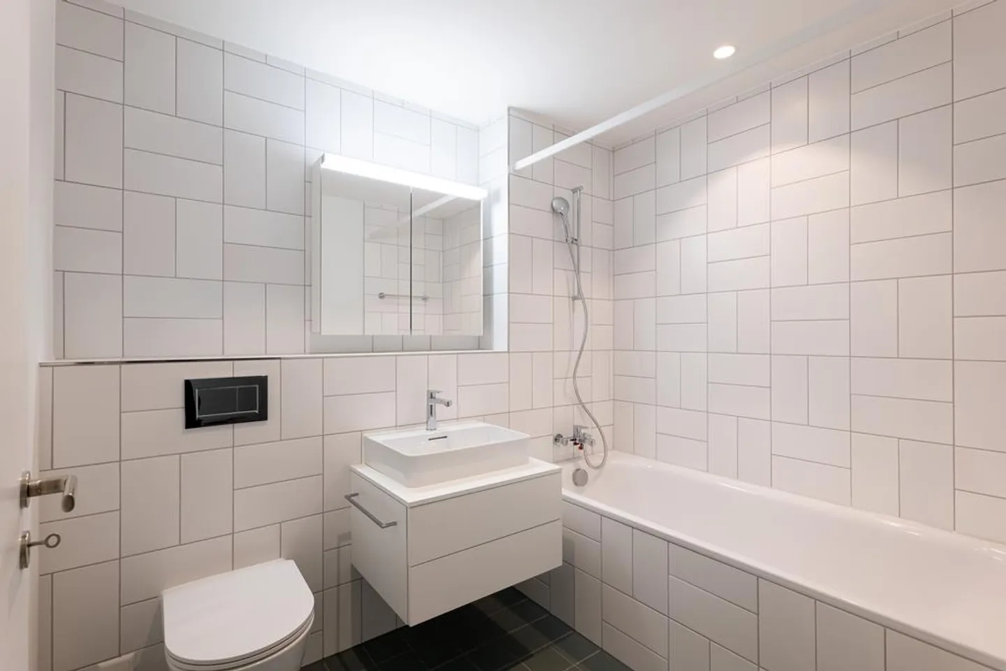 Top Opportunity in Zurich Albisrieden - Photo 5 of 8