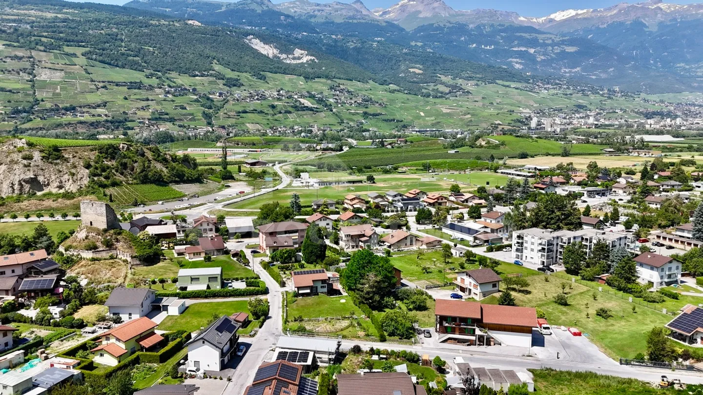 Chalet con potenziale di sviluppo - Foto 7 di 7