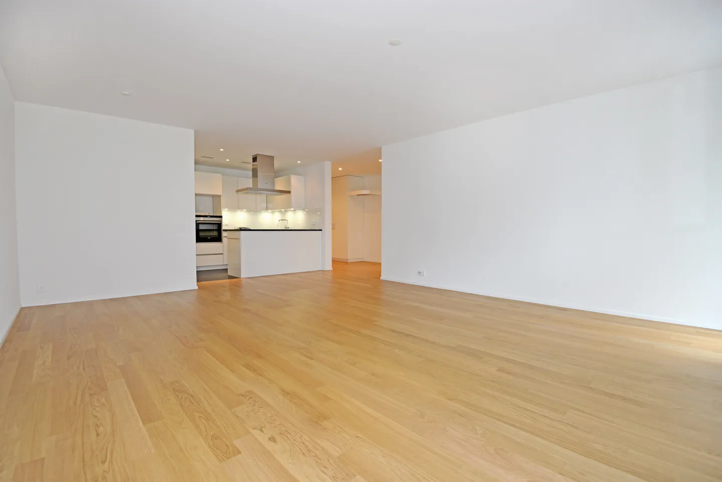 Apartment for rent - Photo 2 of 10